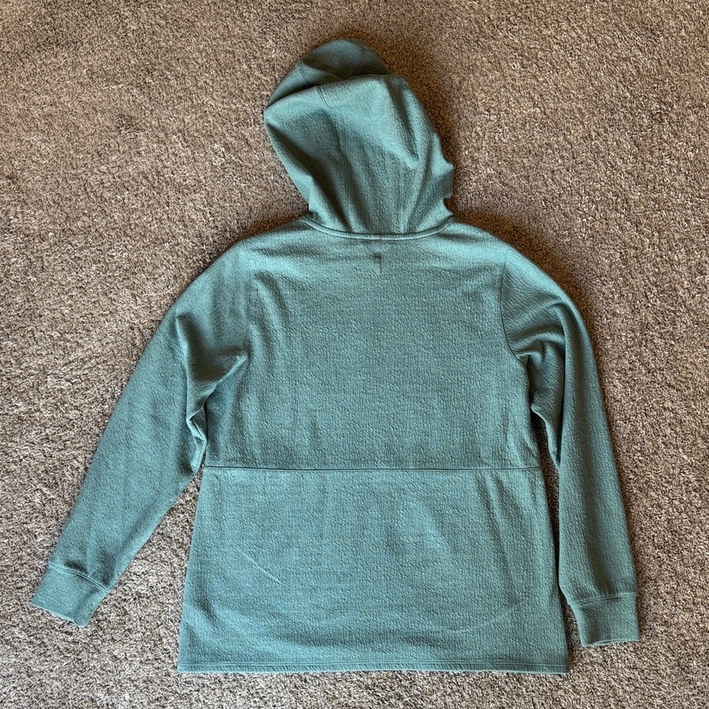 LL Bean Women’s double layer pullover textured ho… - image 4